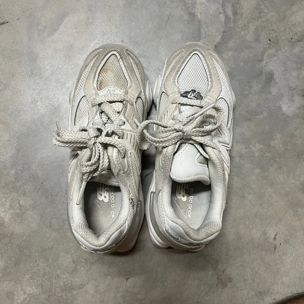 New Balance 9060 Sea Salt Kids Sneakers PC9060LL White Grey Size 12 US Boy